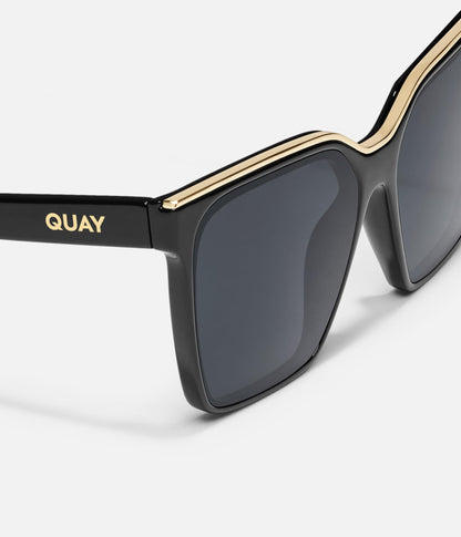 Women's Square Sunglasses with Modern Bold Frame