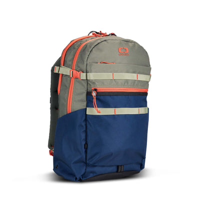 Lightweight Travel Backpack with Compact Design